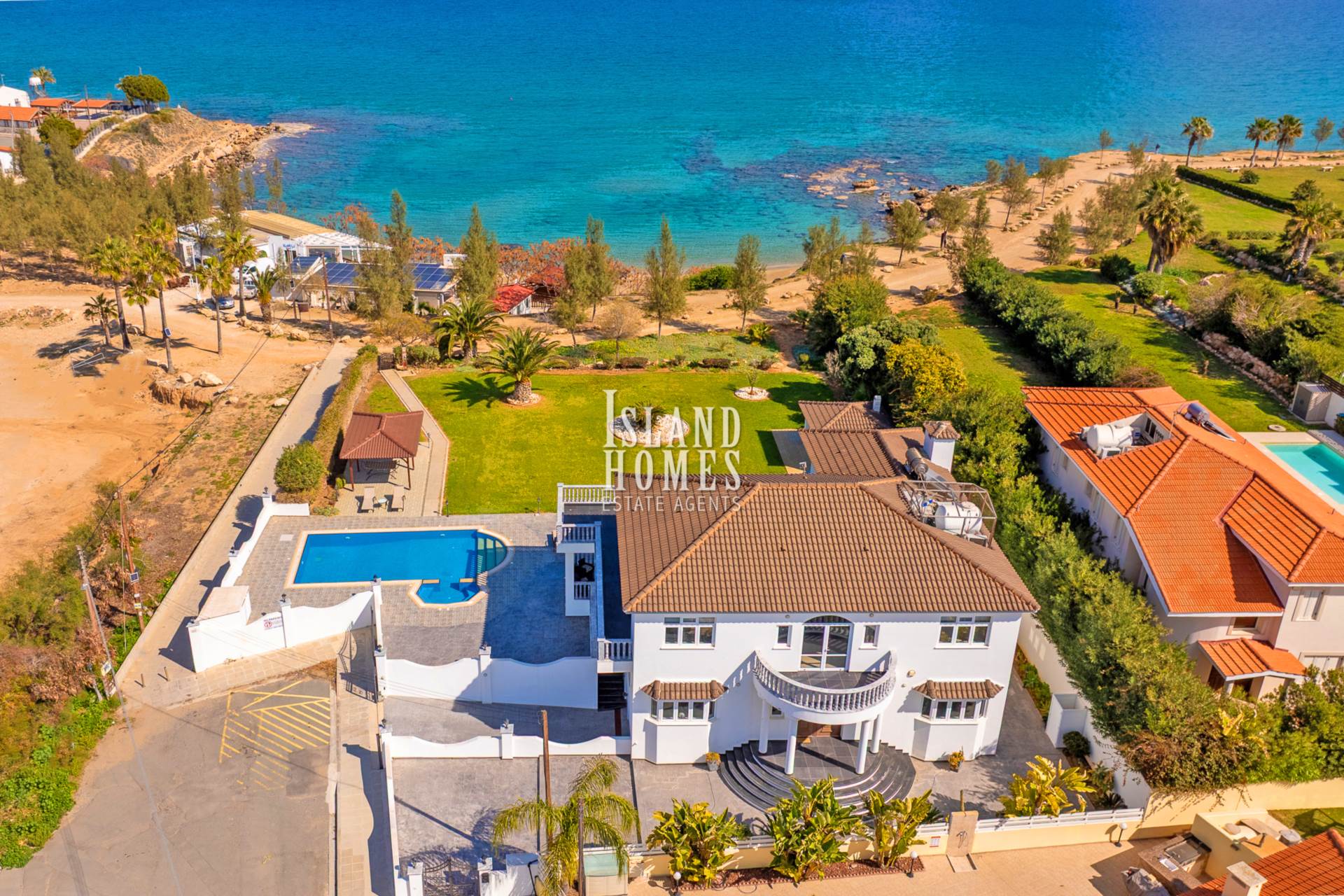 House in Paralimni - view 1