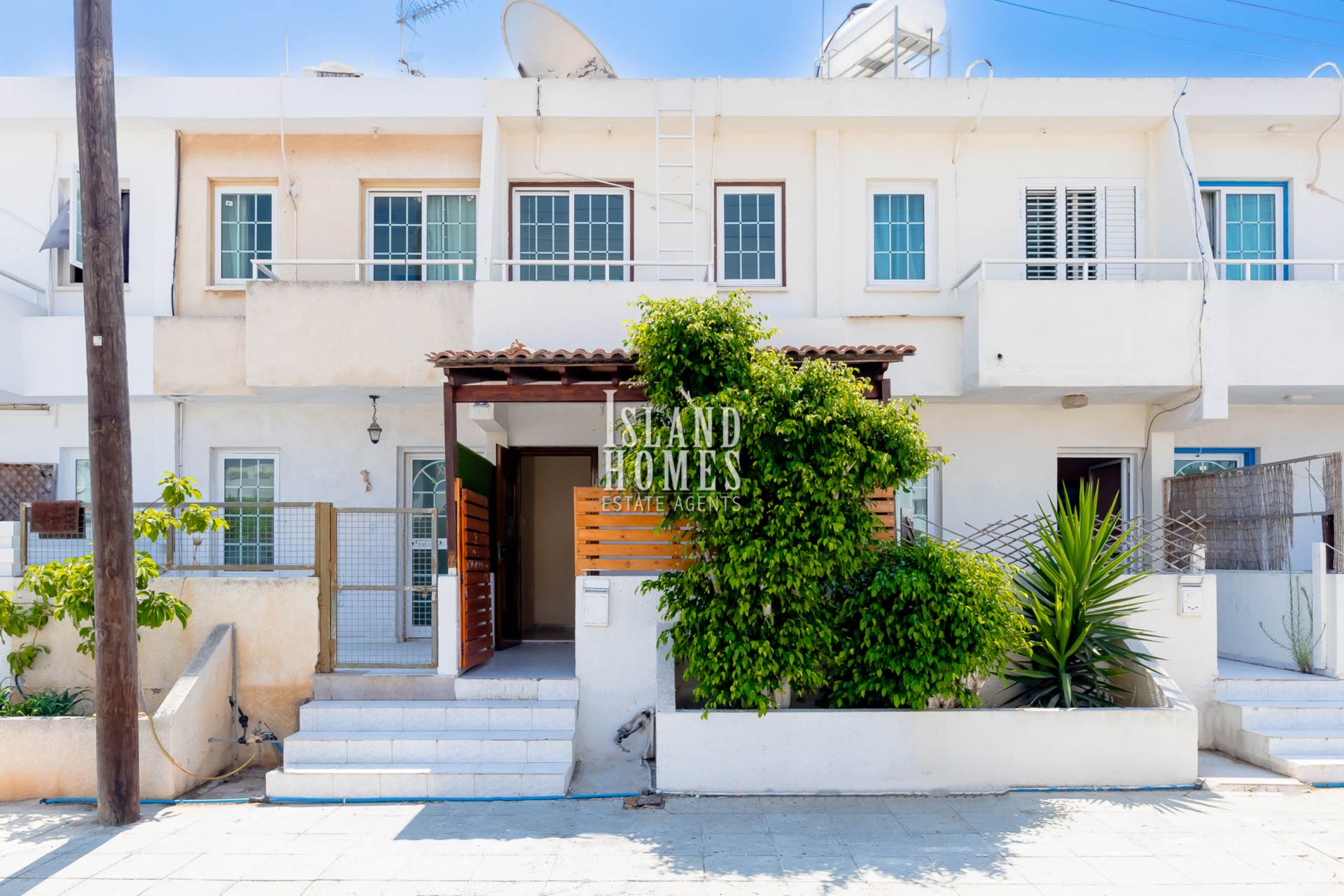 House in Paralimni - view 1