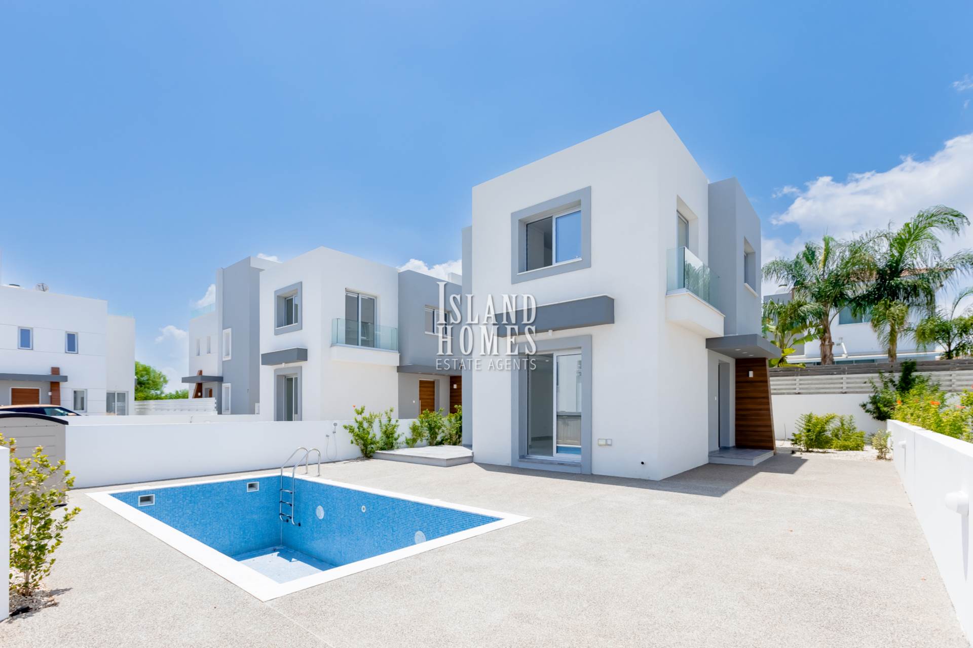 House in Paralimni - view 1
