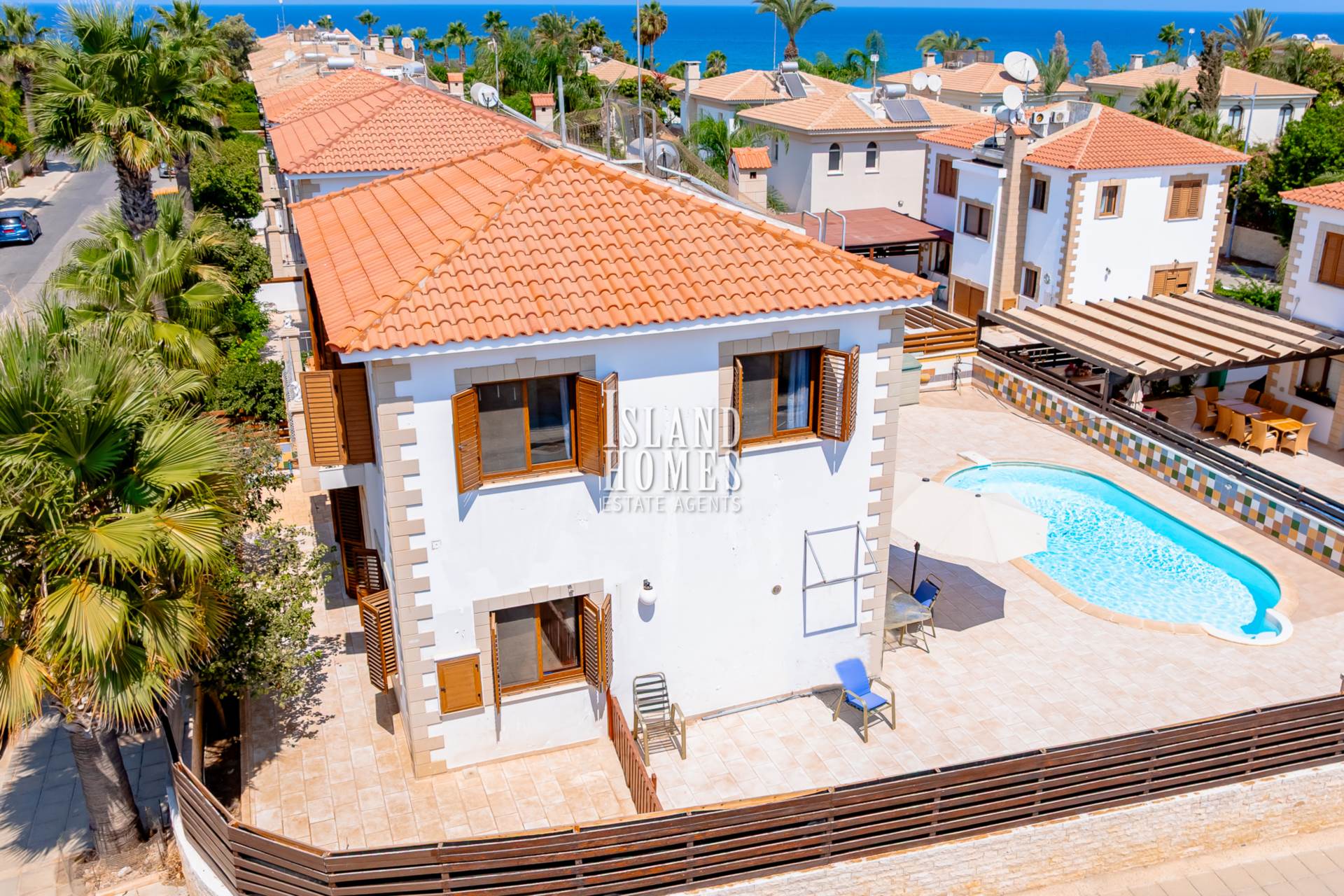 House in Paralimni - view 1