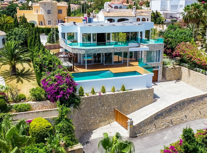 Villa in Calp - view 1