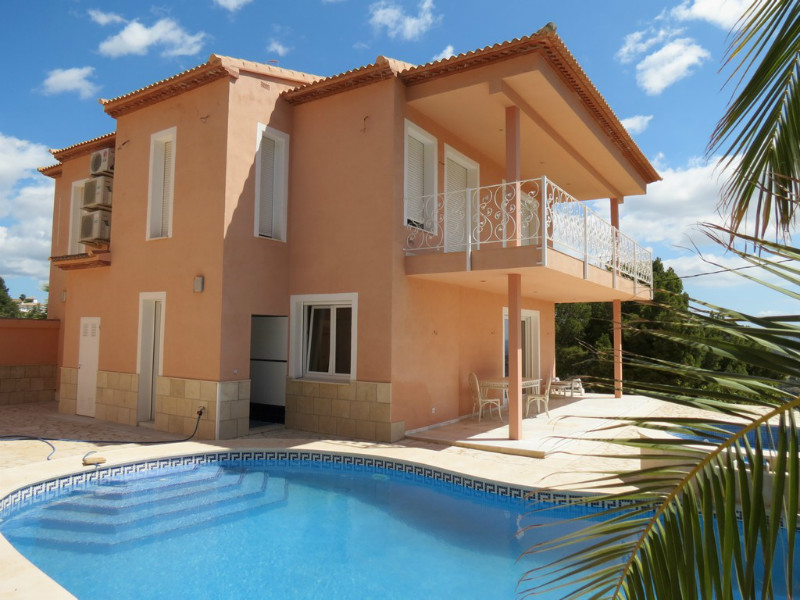Villa in Calp - view 1