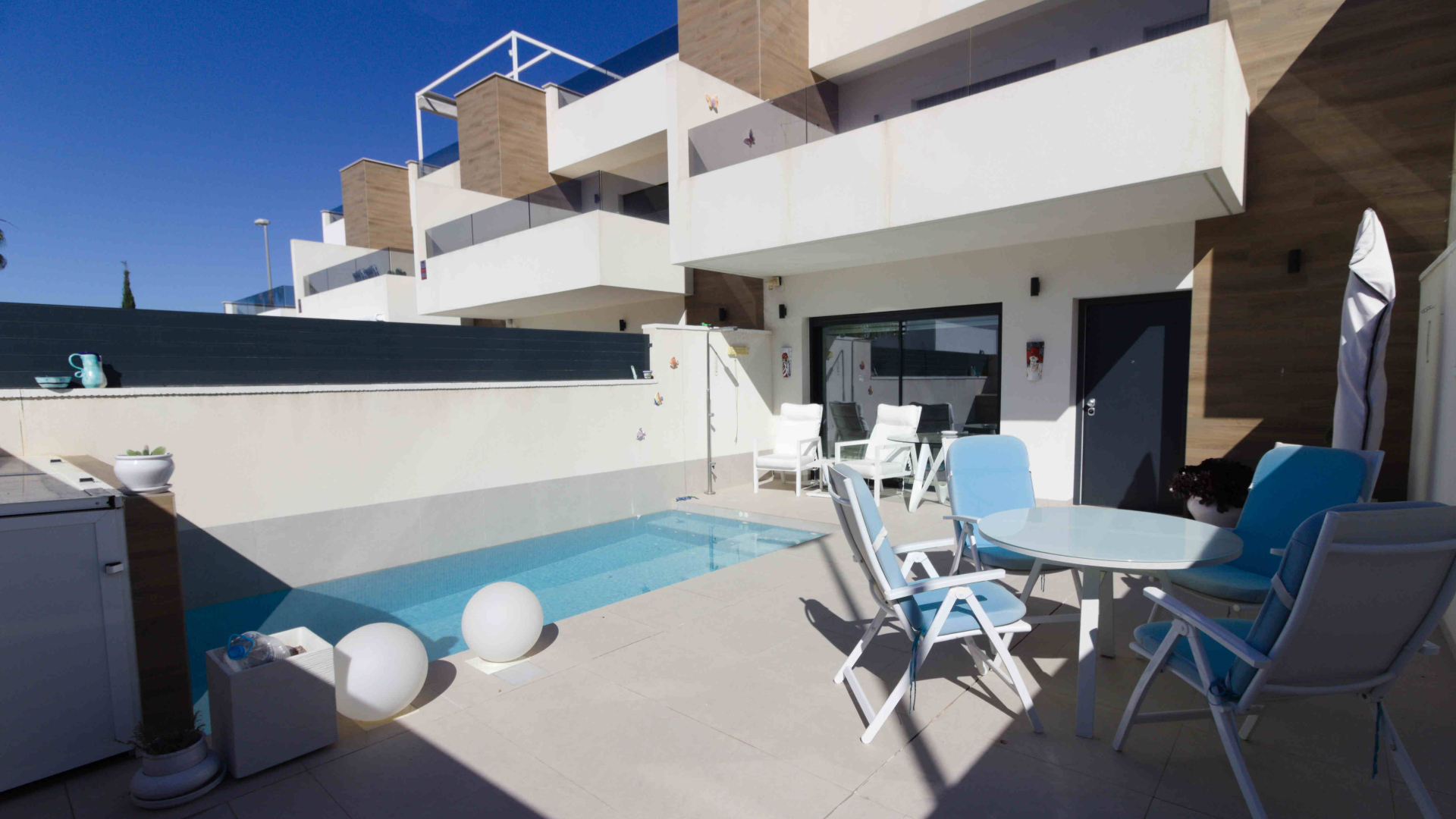 House in Alicante - view 1