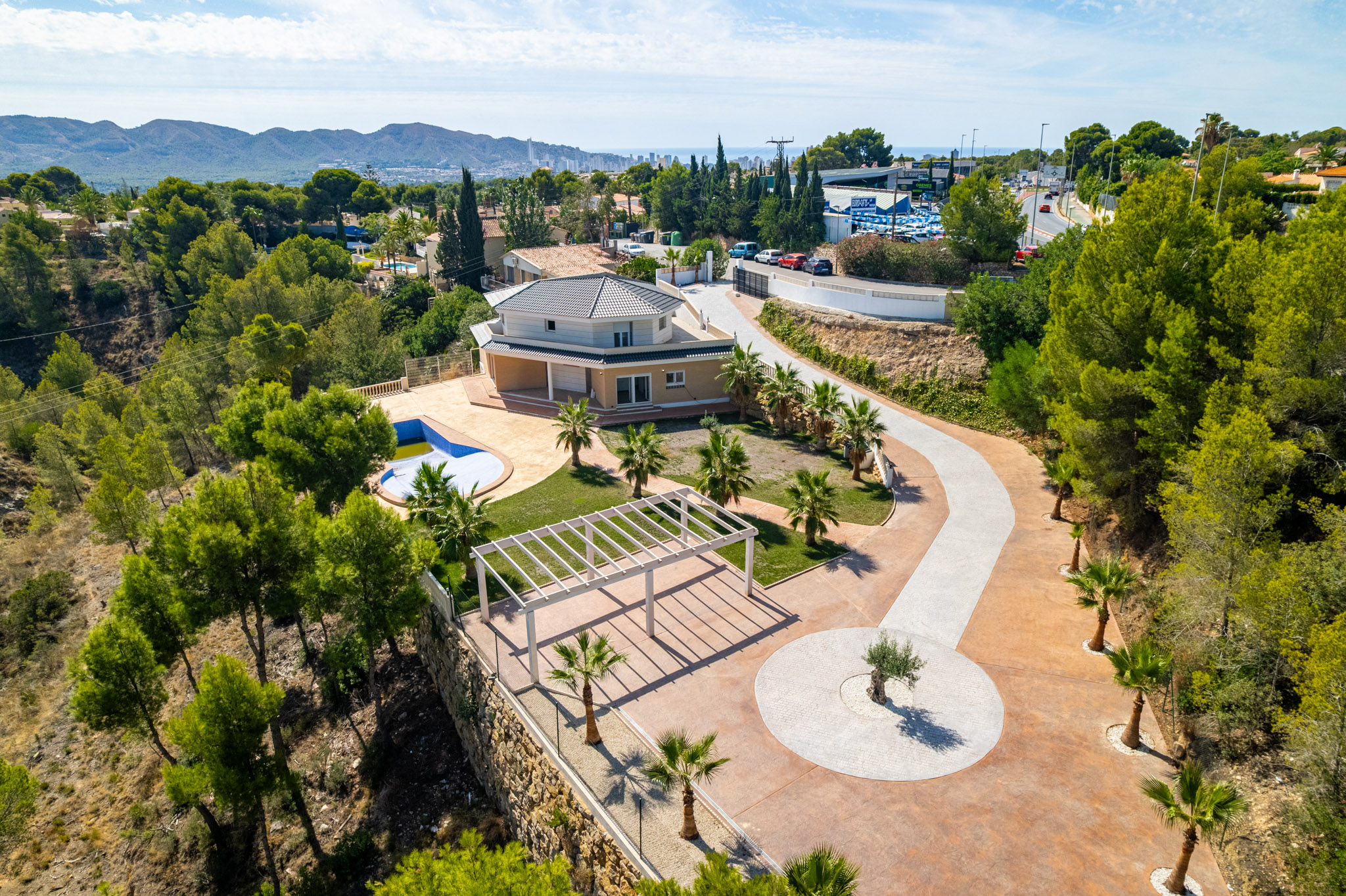 Villa in La Nucia - view 1