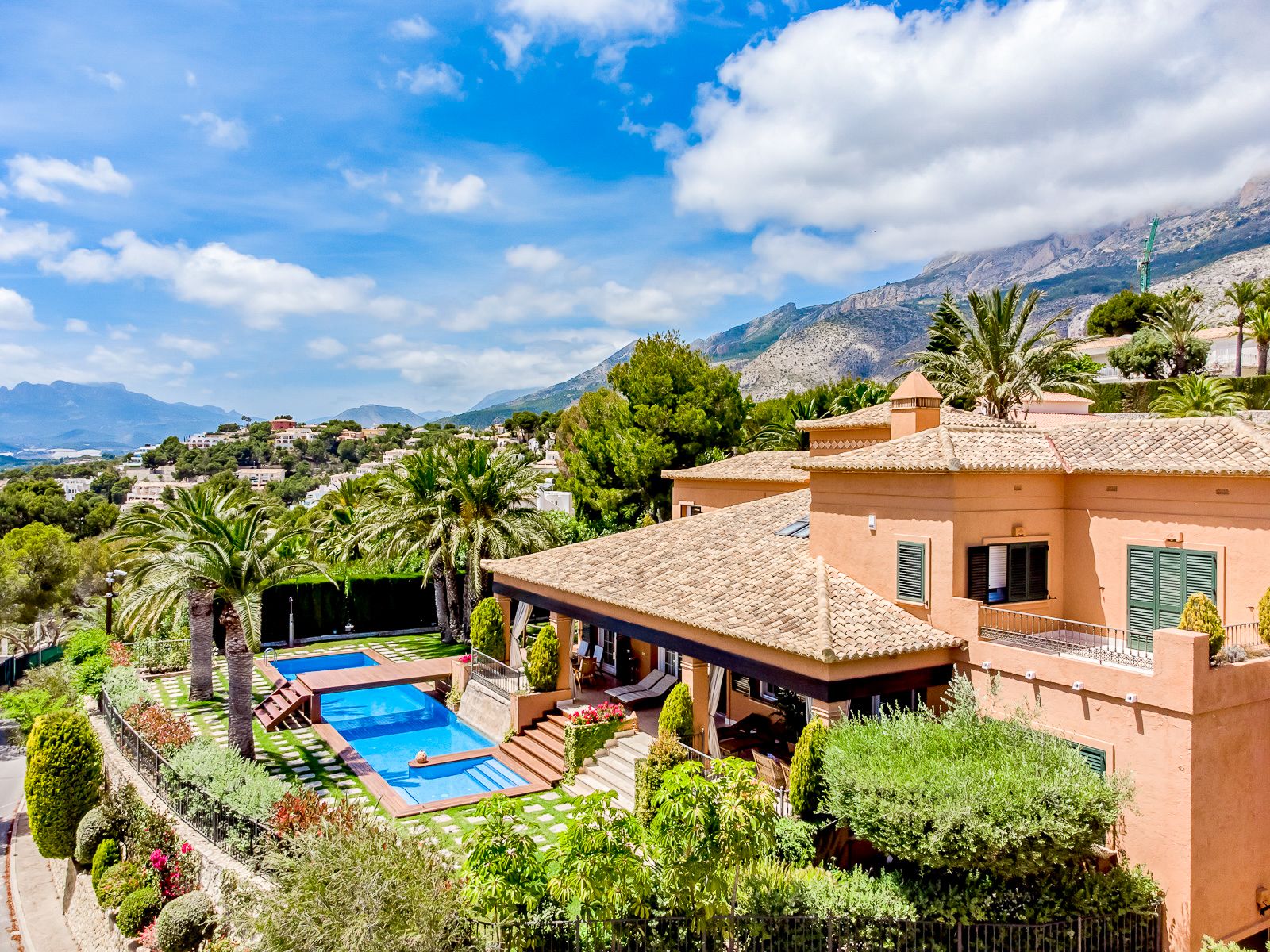 Villa in Altea - view 1