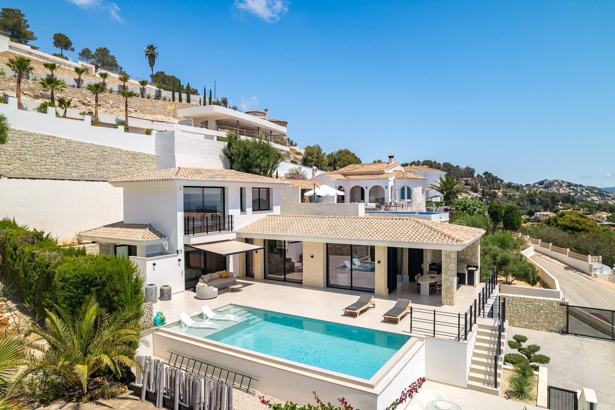 Villa in Benissanet - view 1