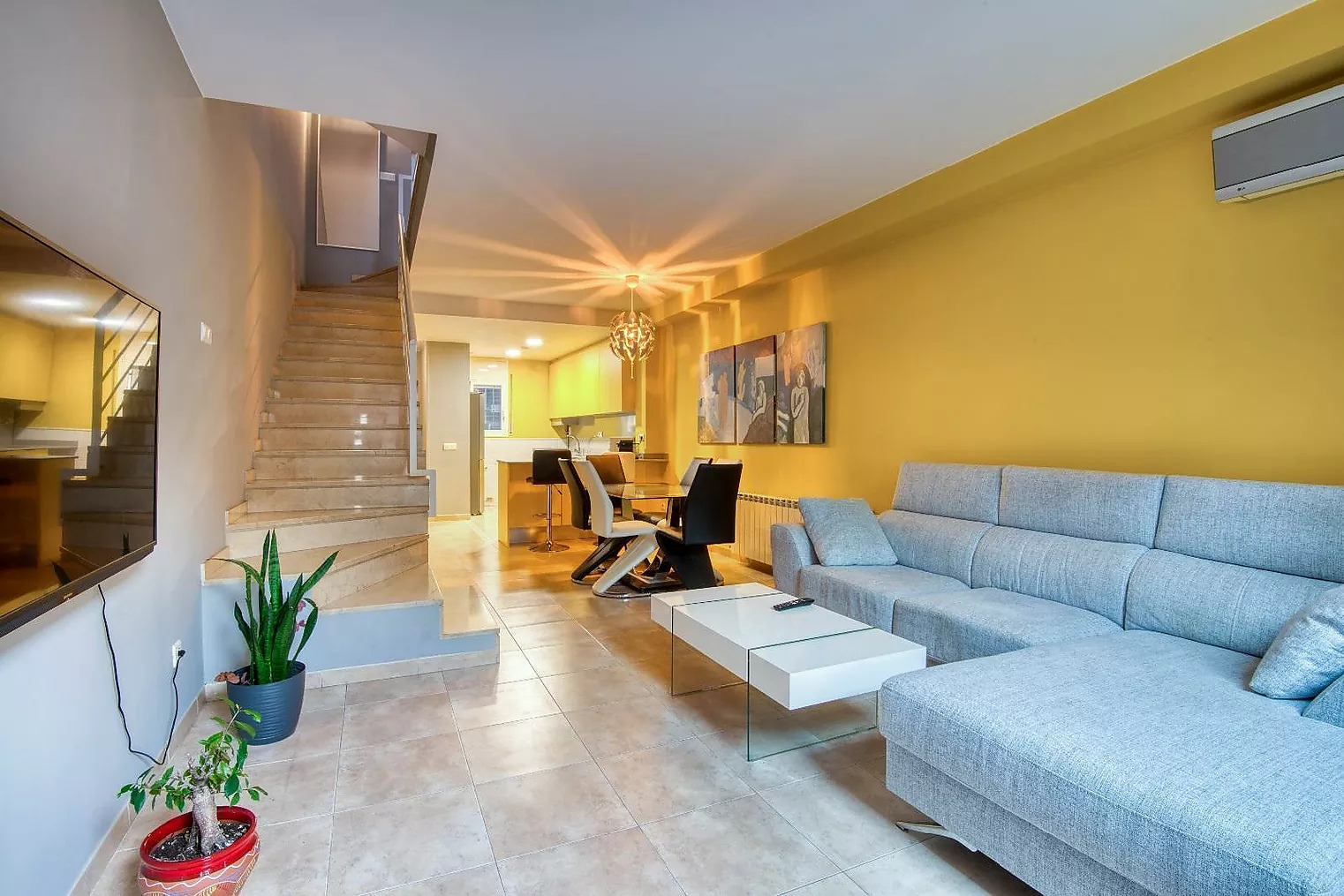 House in Girona - view 1