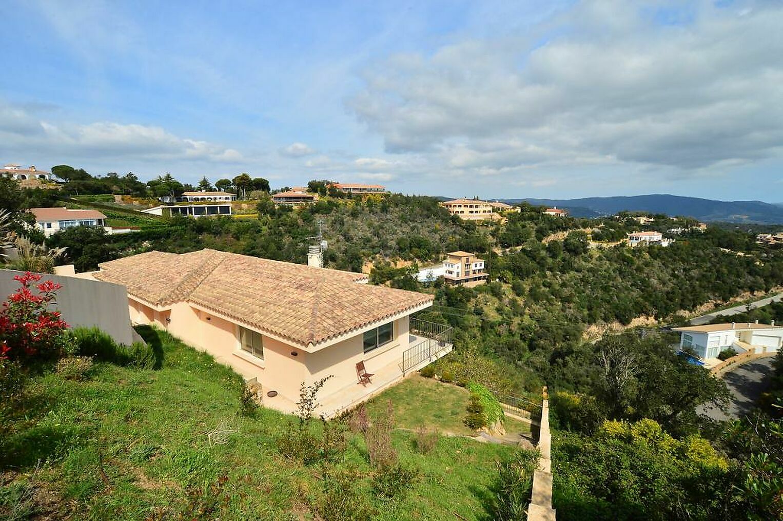 House in Girona - view 1