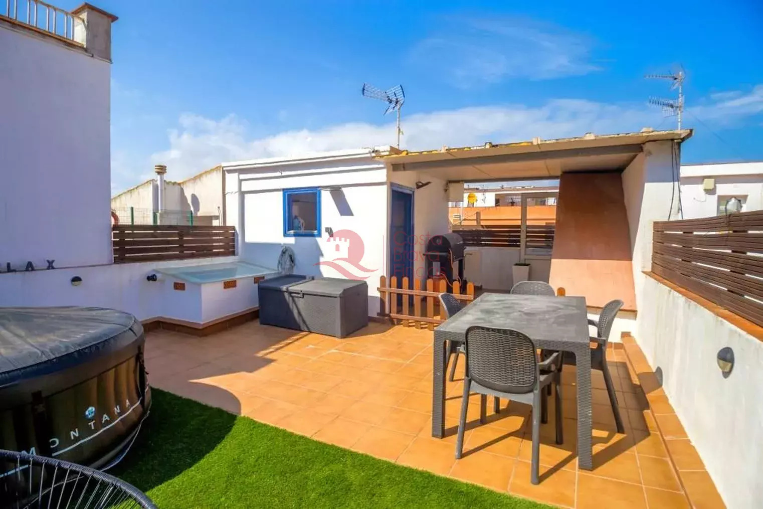 House in Girona - view 1