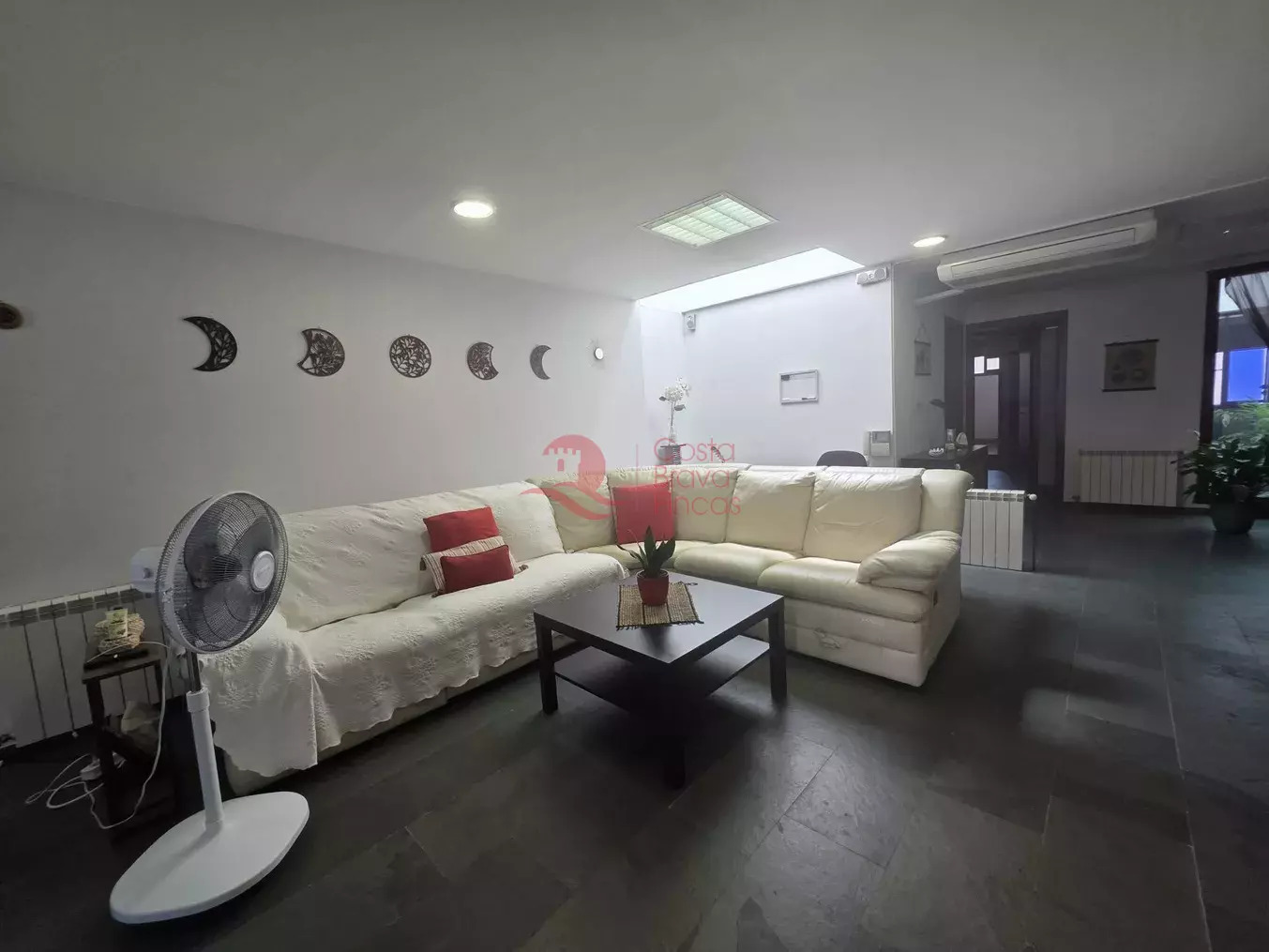House in Girona - view 1