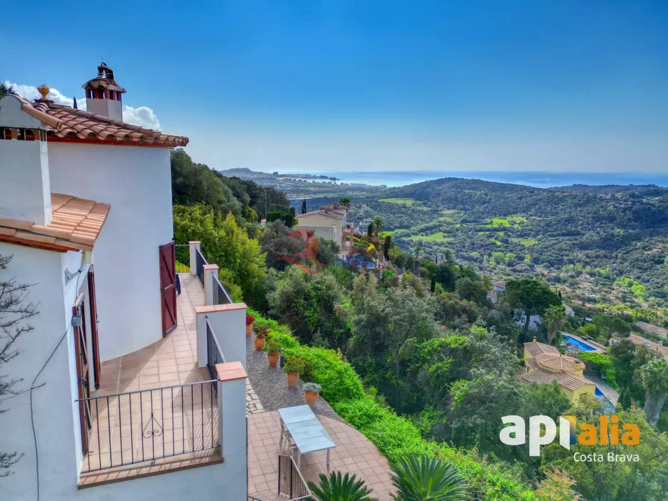 House in Calonge - view 1