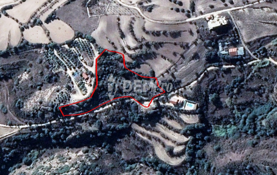 Land in Polemi - view 1