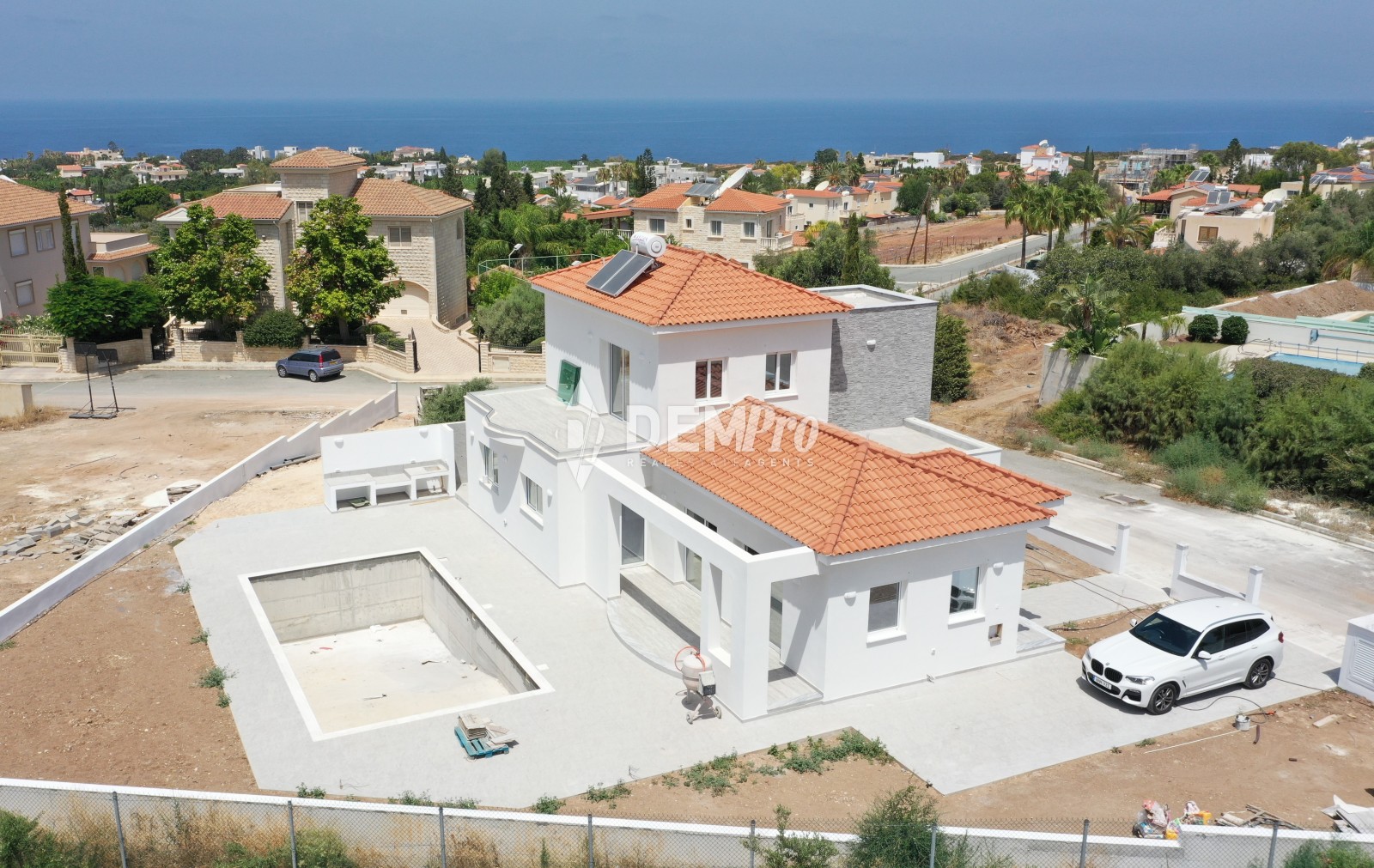 Villa in Paphos - view 1