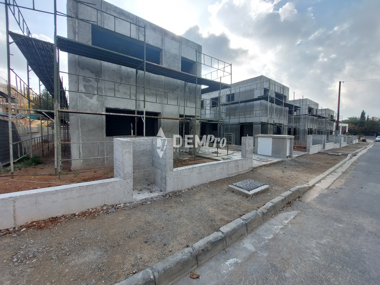 Villa in Emba - view 1