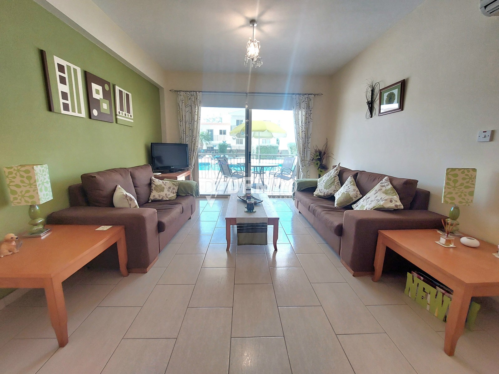 Apartment in Pegeia - view 1