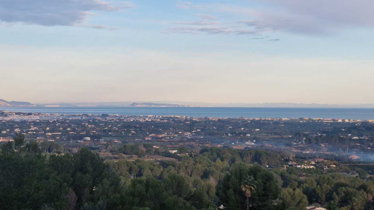 Apartment in Alicante - view 1