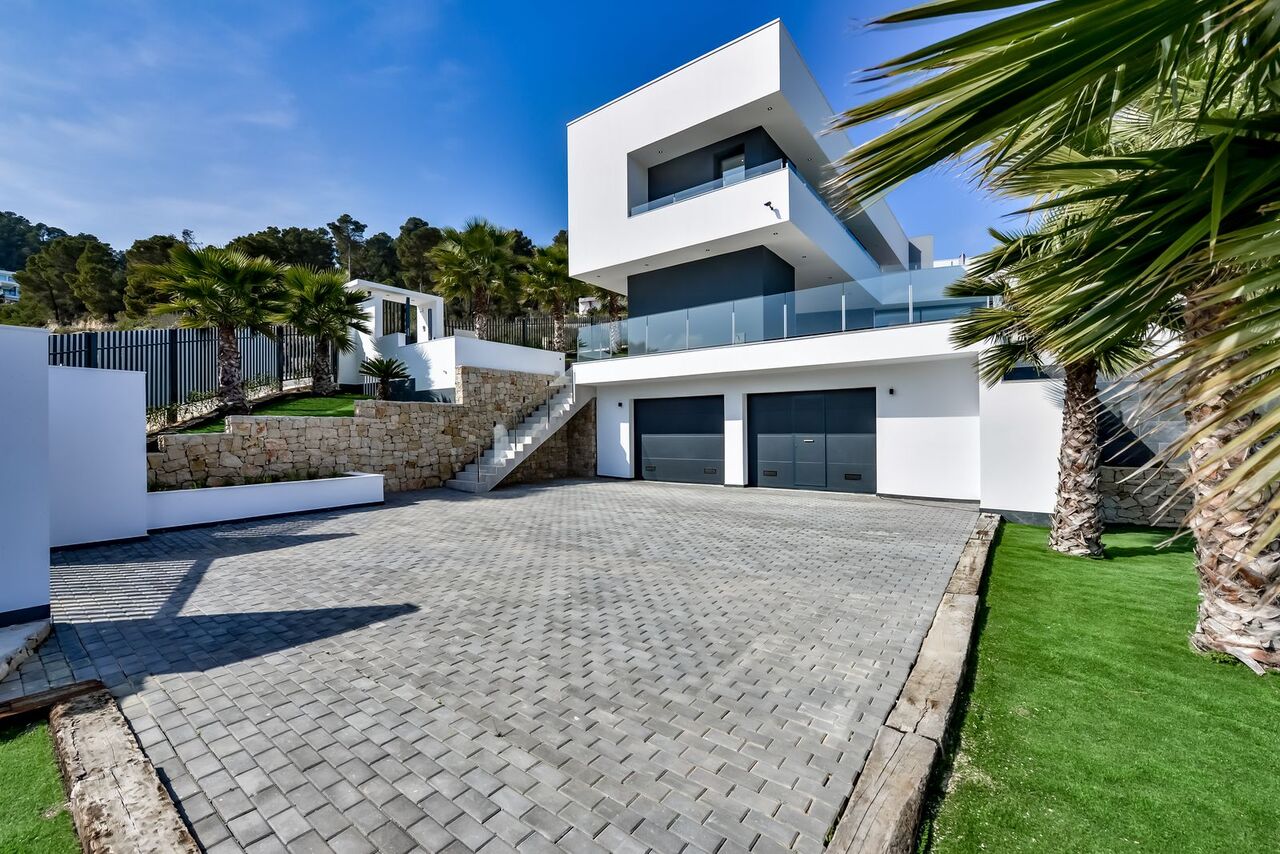 Villa in Javea - view 1