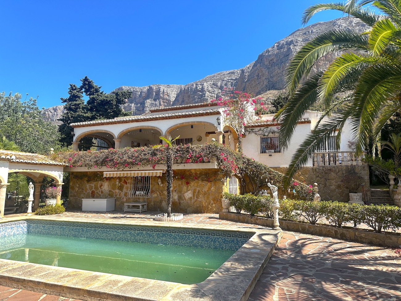 Villa in Javea - view 1