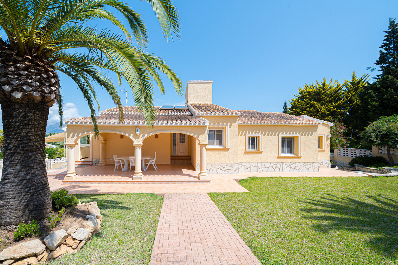 Villa in Javea - view 1
