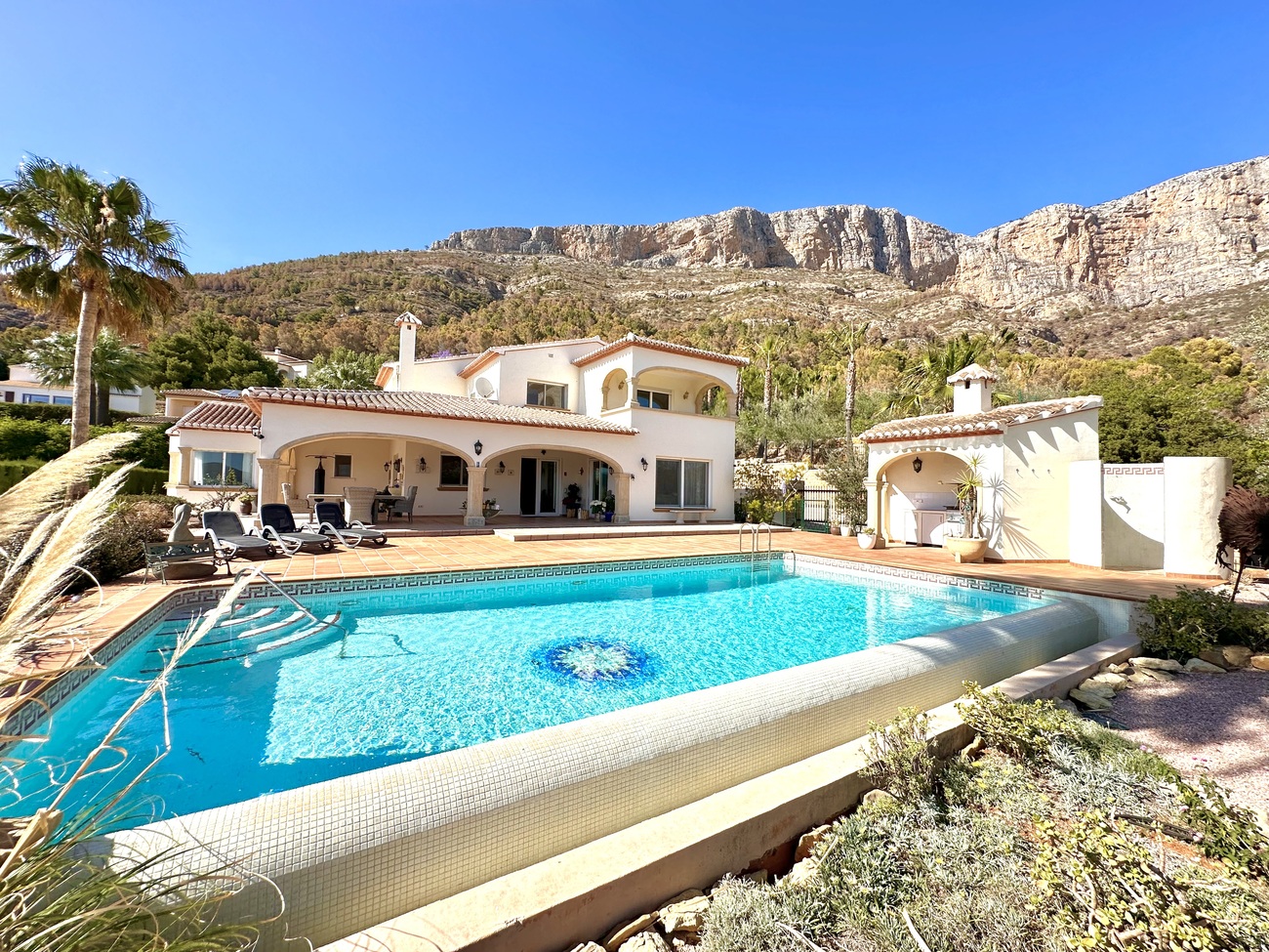 Villa in Javea - view 1