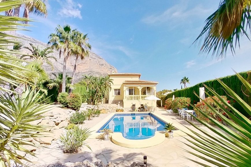 Villa in Javea - view 1