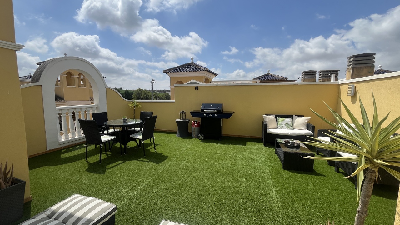Apartment in Alicante - view 1