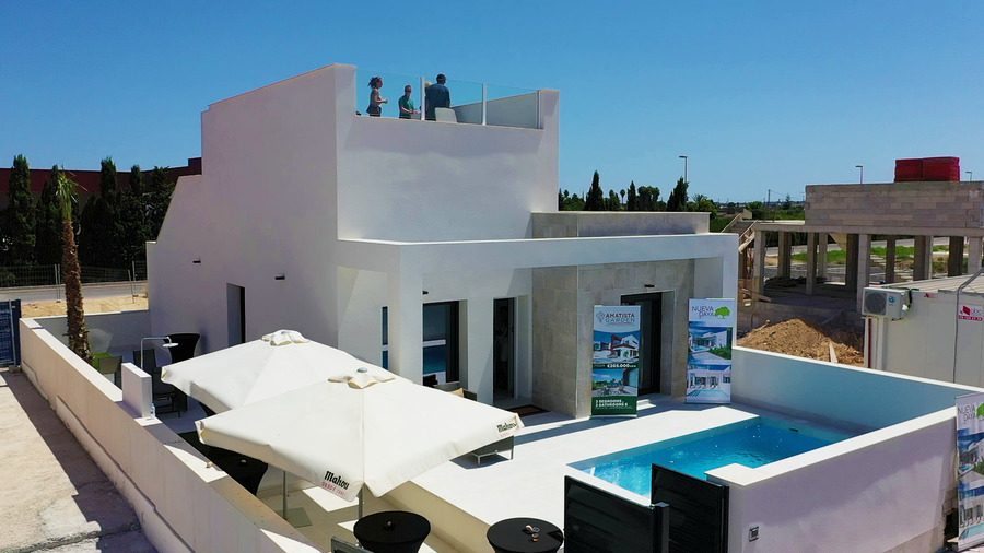 House in Alicante - view 1