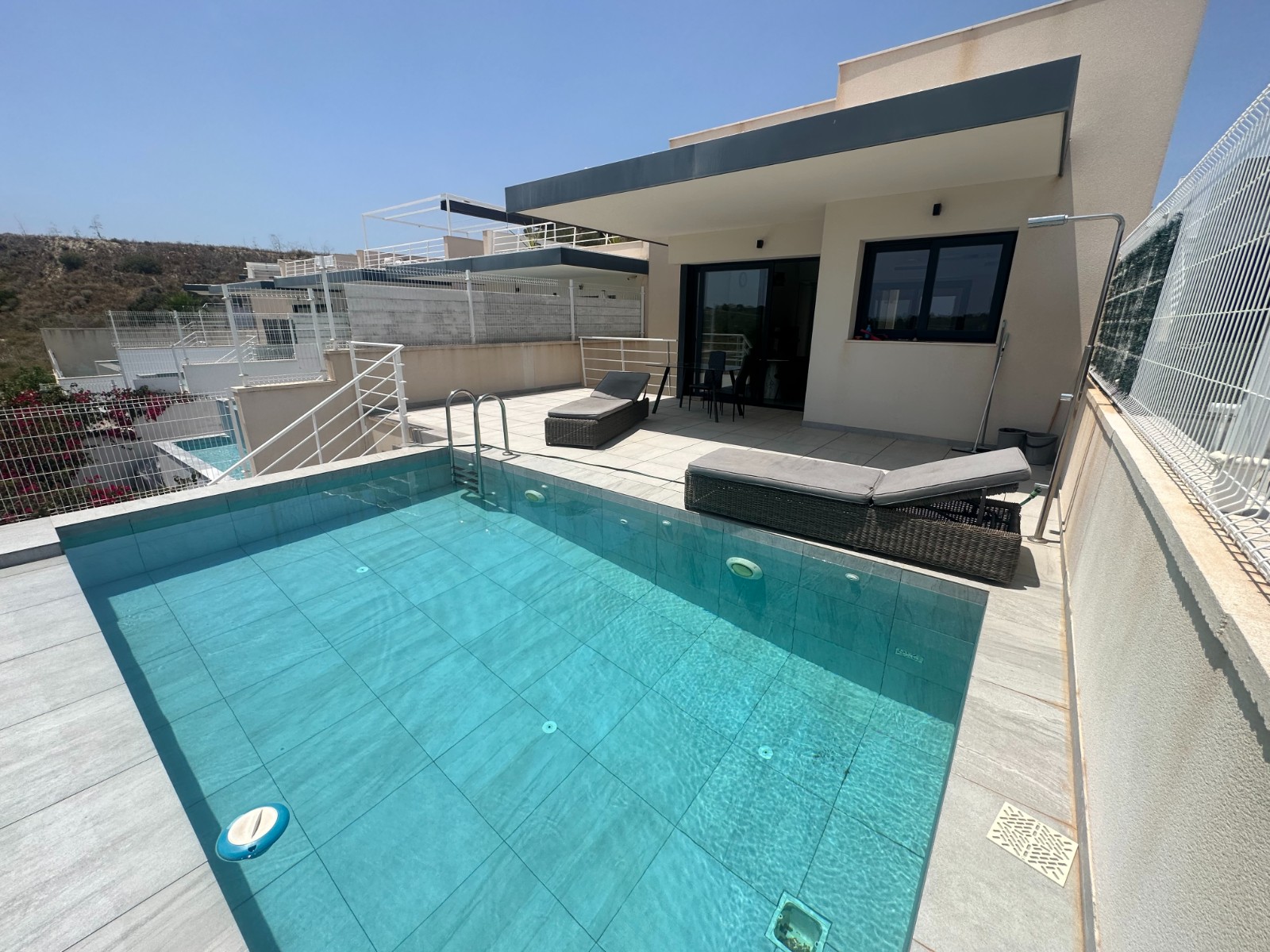 Villa in Alicante - view 1