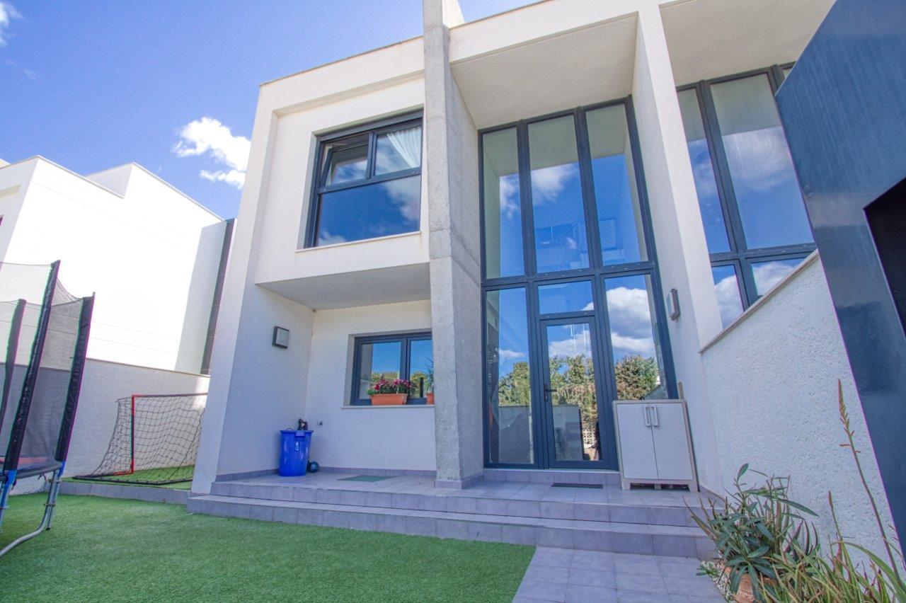 House in L'Albir - view 1