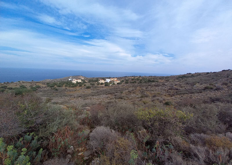 House in Kokkino Chorio - view 1