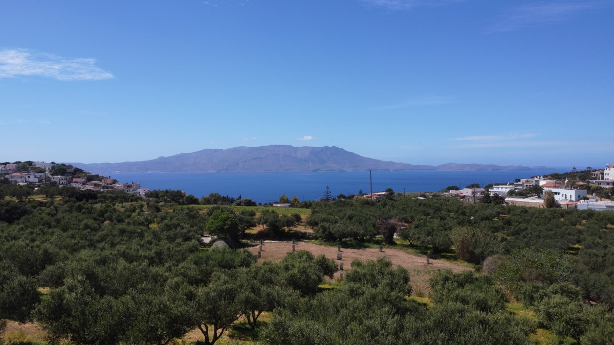 House in Ravdoucha - view 1