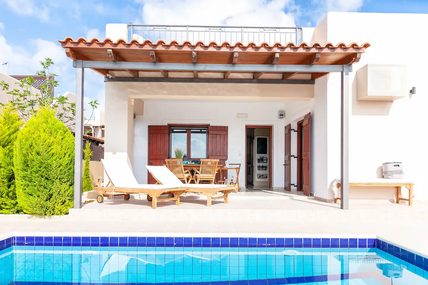 House in Modi - view 1