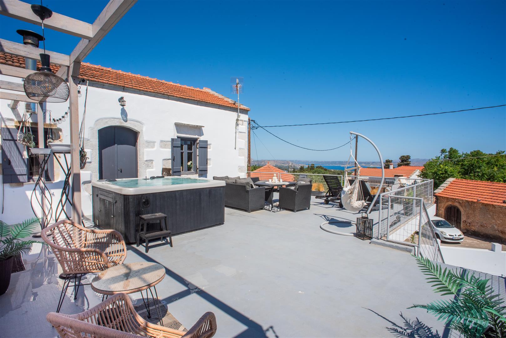 House in Xirosternion - view 1