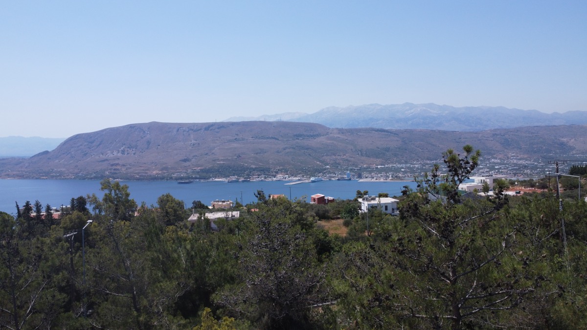 House in Kounoupidiana - view 1