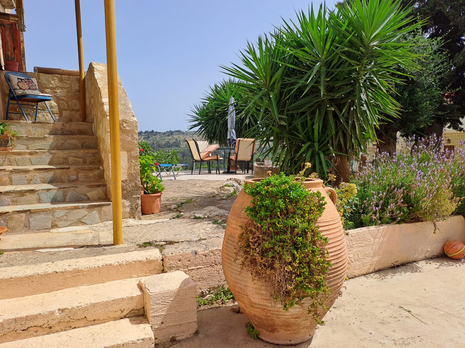 House in Sellia - view 1
