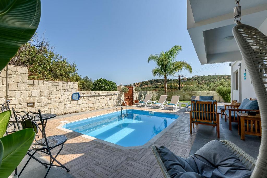 House in Stalos - view 1
