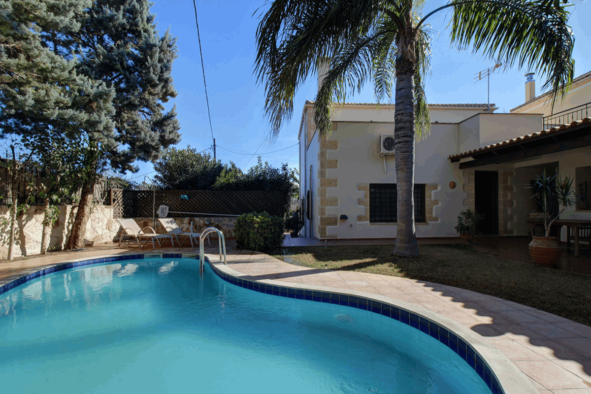House in Spilia - view 1