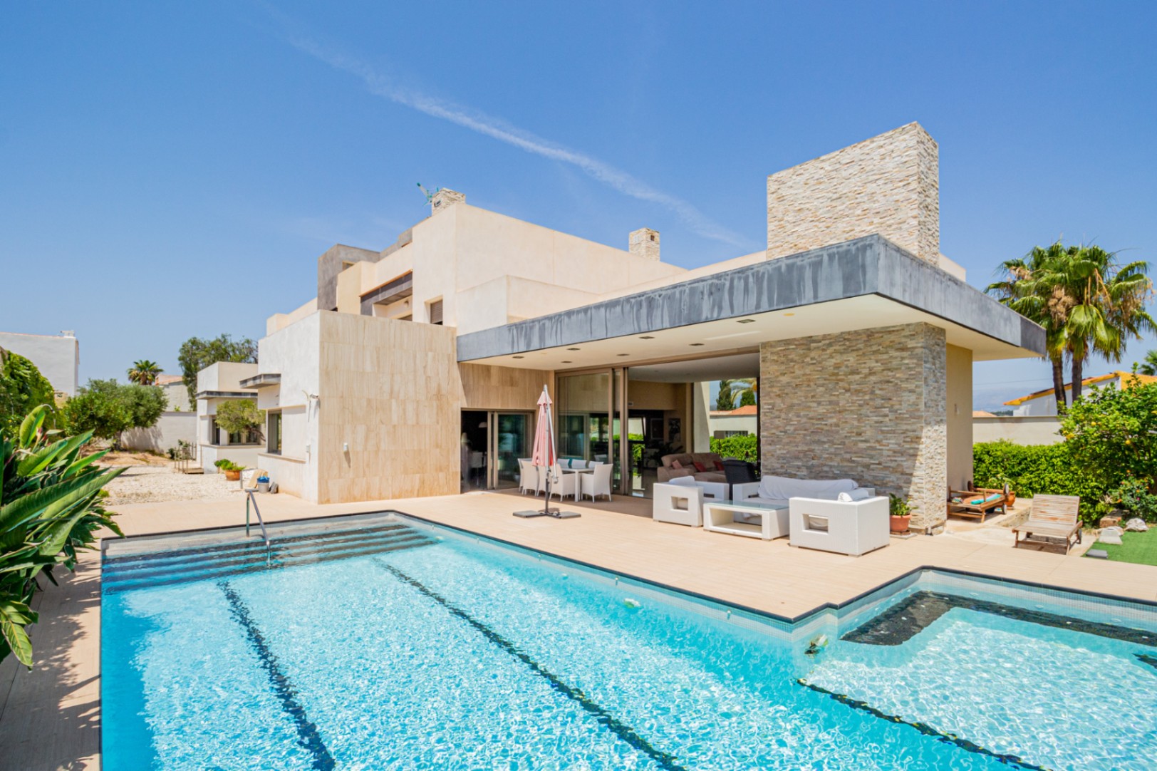 Villa in L'Albir - view 1