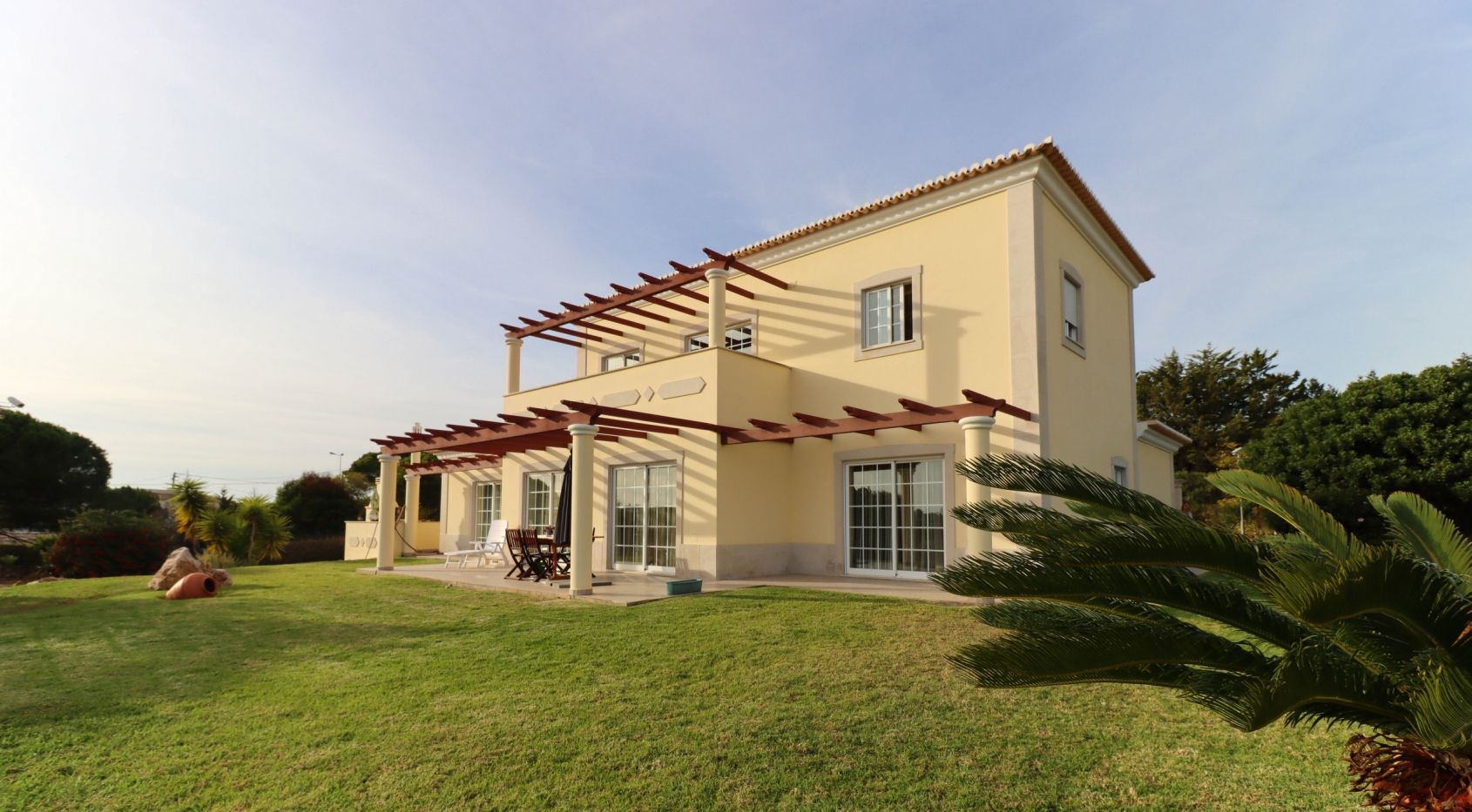 Villa in Carvoeiro - view 1