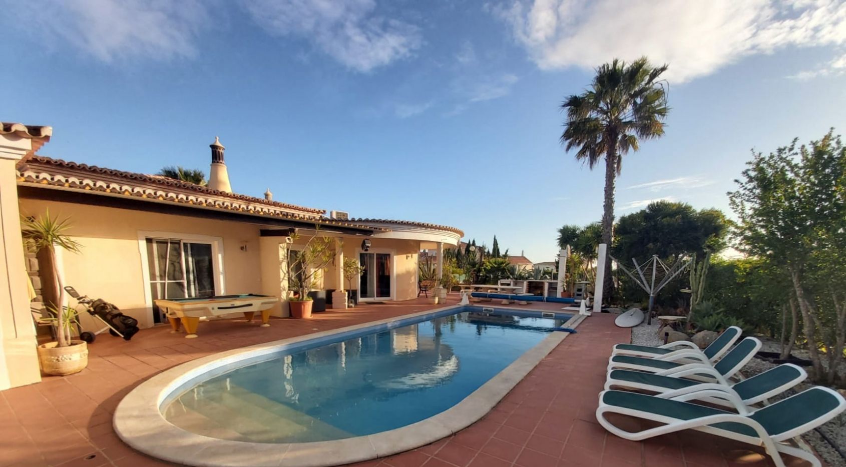 Villa in Carvoeiro - view 1