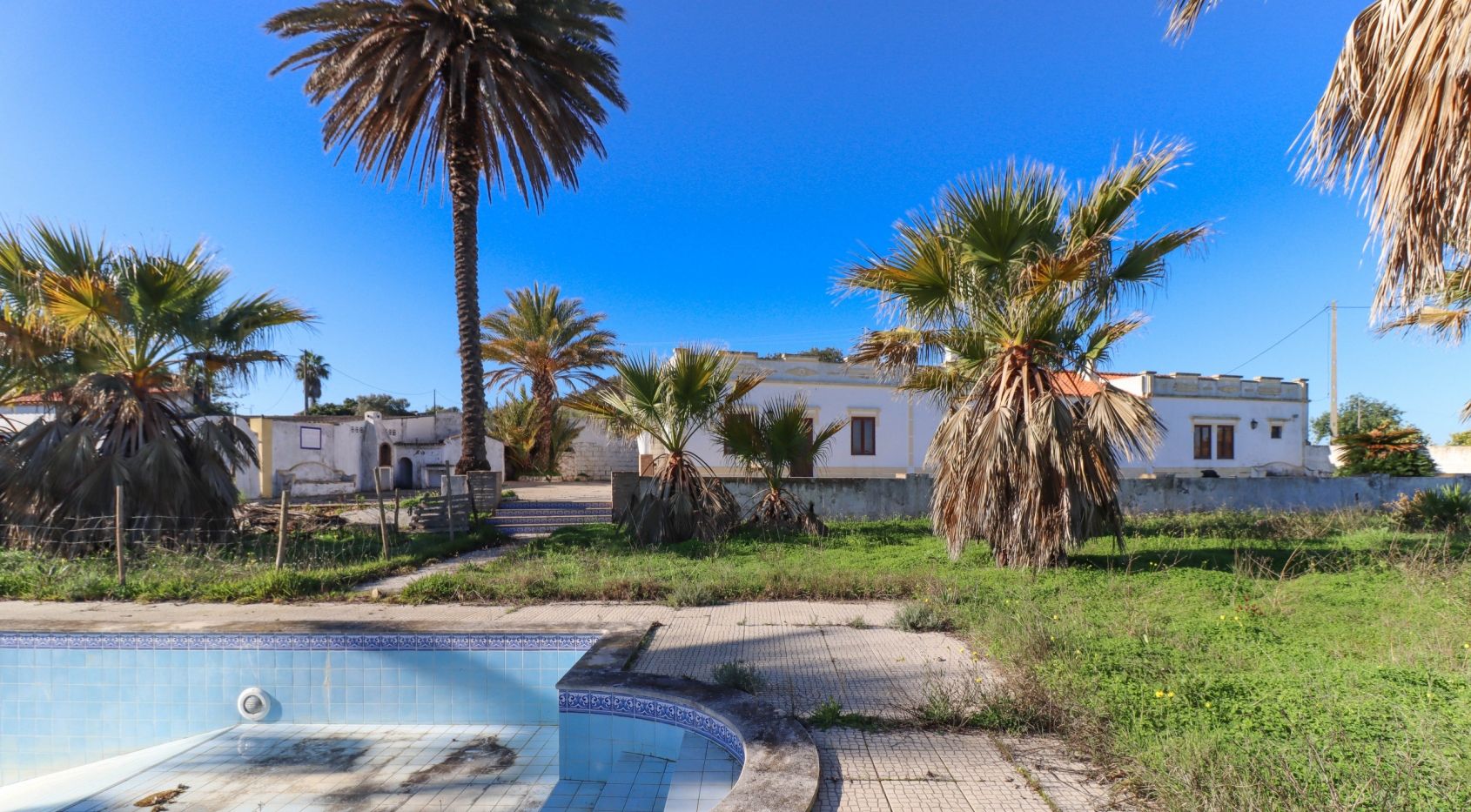 Villa in Silves - view 1