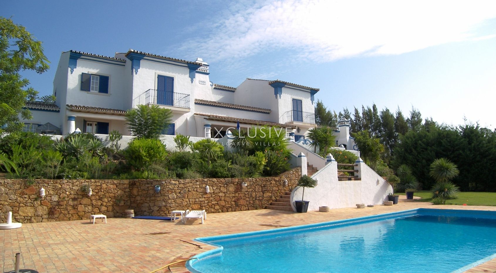 Villa in Loule - view 1