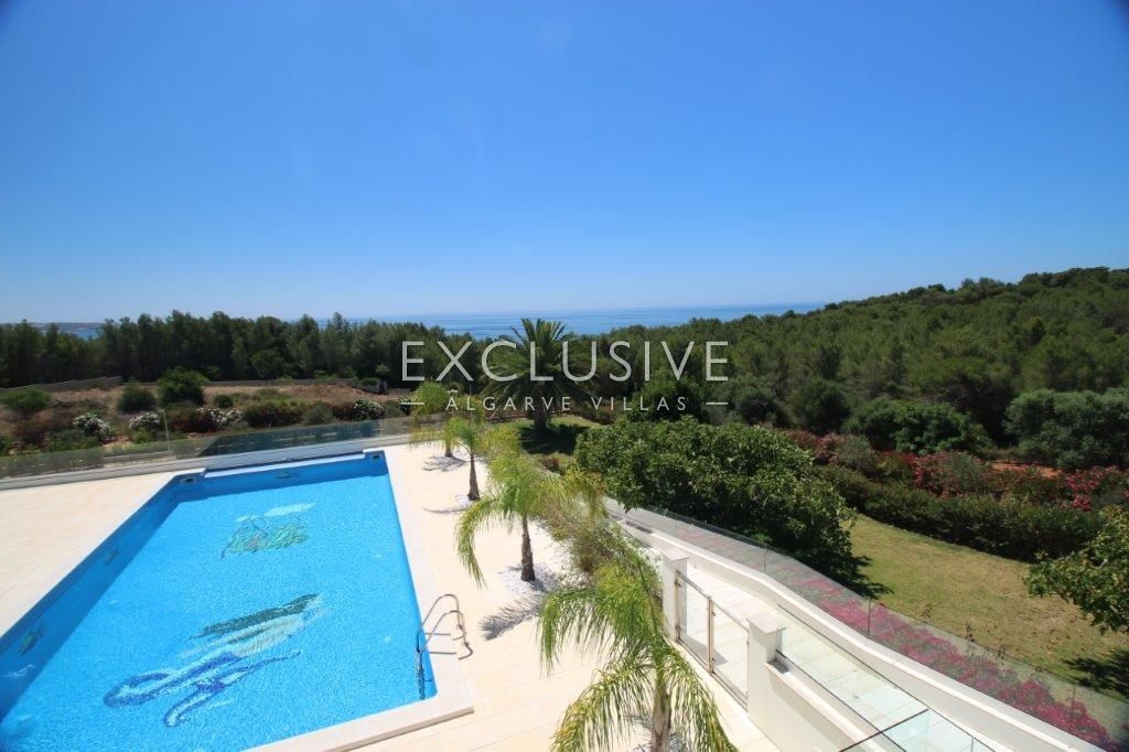 House in Montes de Alvor - view 1