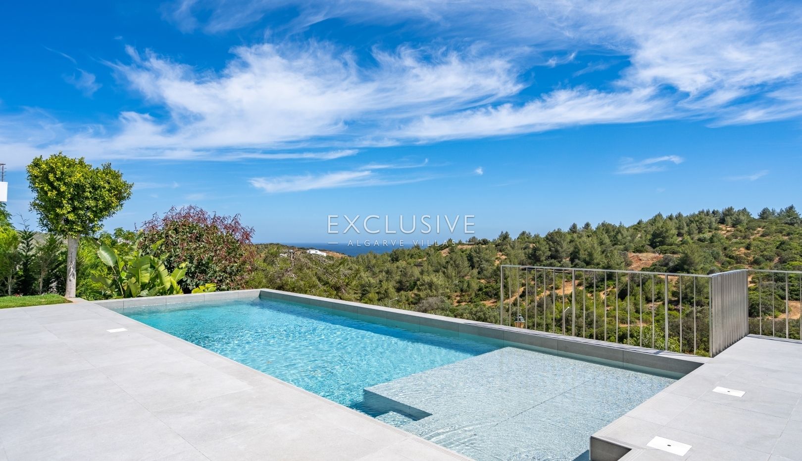 House in Faro - view 1
