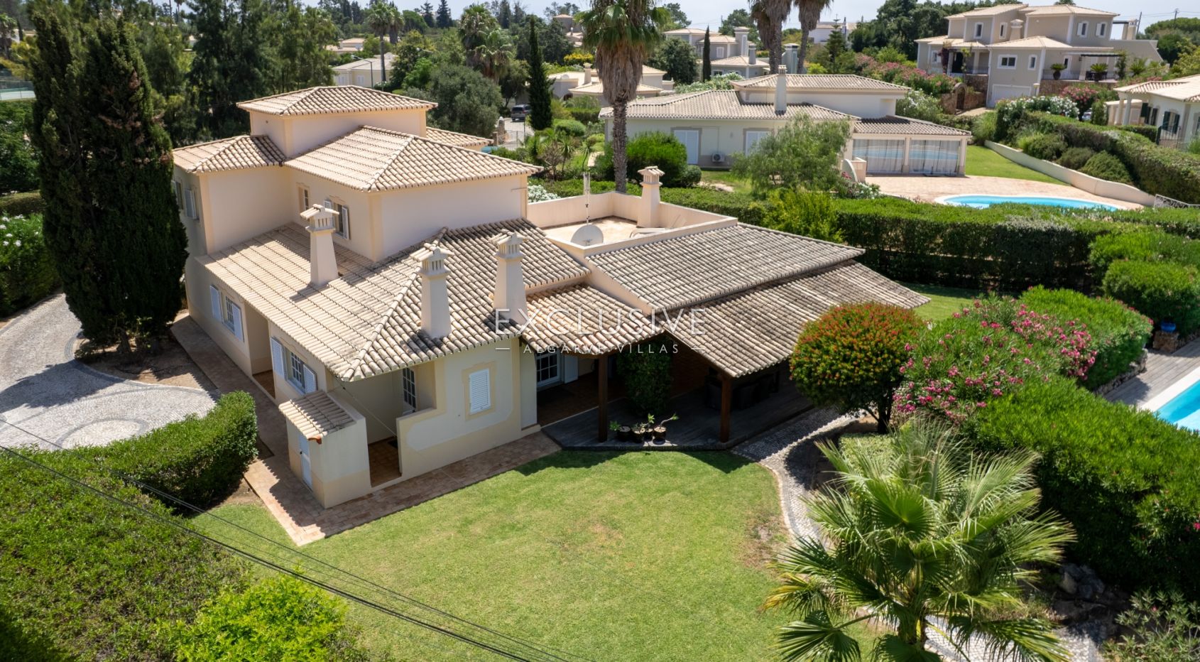 Villa in Carvoeiro - view 1