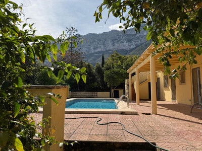 Villa in San Juan de Alicante - view 1