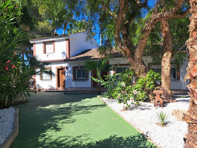 Villa in Urbanizacion los Balcones - view 1