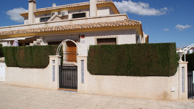House in Urbanizacion los Balcones - view 1