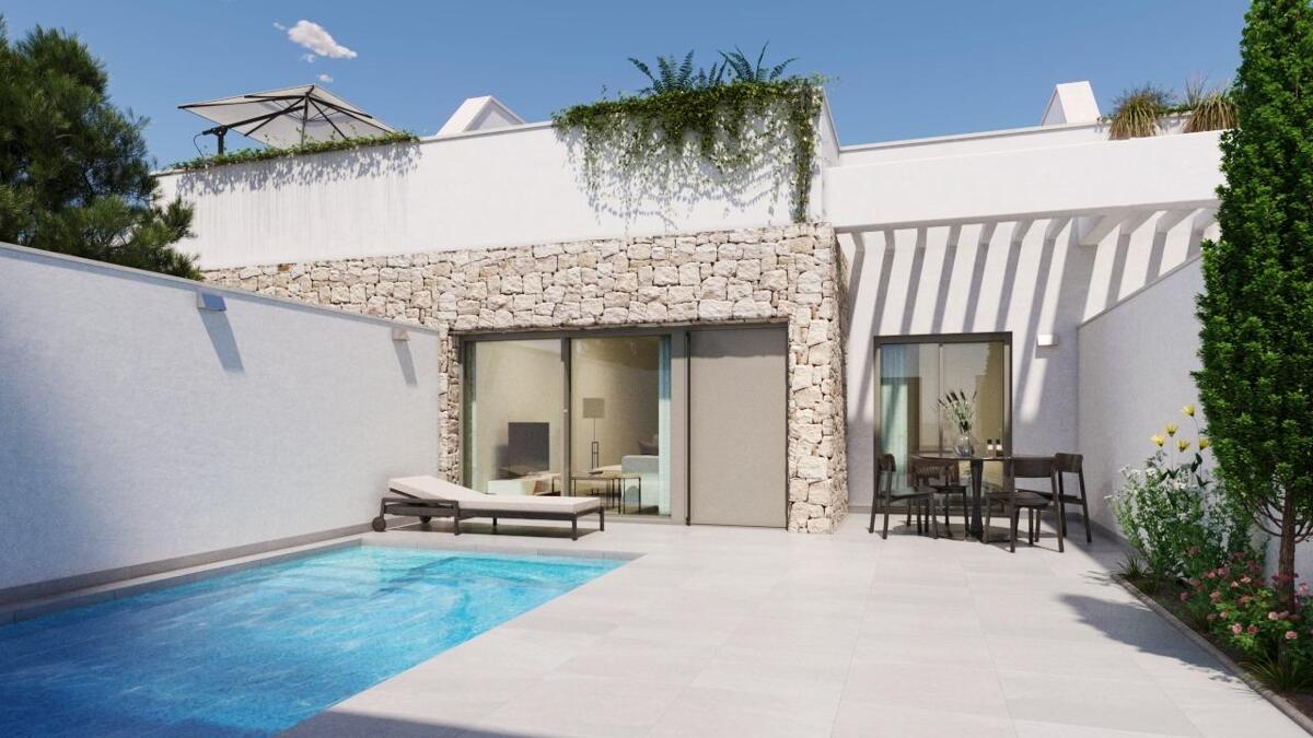 House in Alicante - view 1