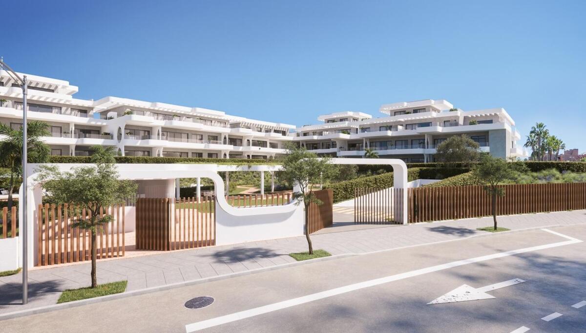 House in Estepona - view 1